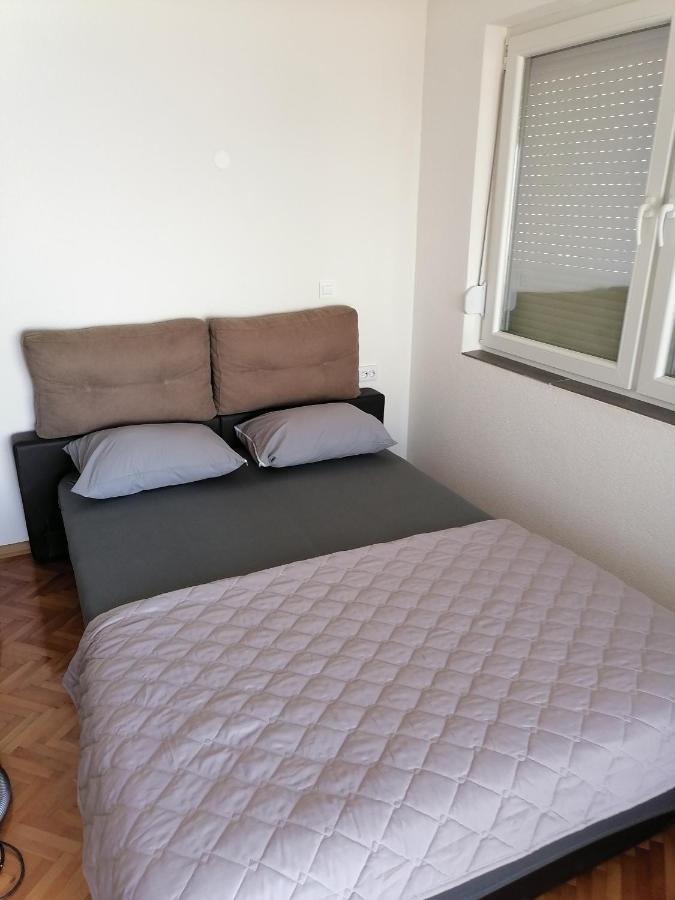 Grey Apartment โอครีด ภายนอก รูปภาพ
