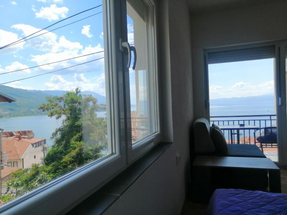 Grey Apartment โอครีด ภายนอก รูปภาพ